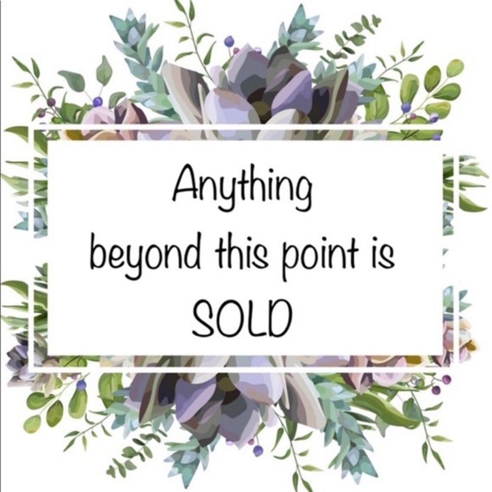 ALL ITEMS BEYOND THIS POST ARE SOLD ⬇️